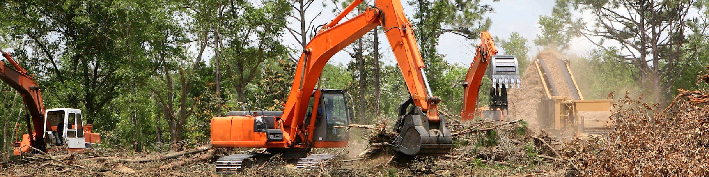 irtsk-15 3 different heavy machinery clearing a lot of land